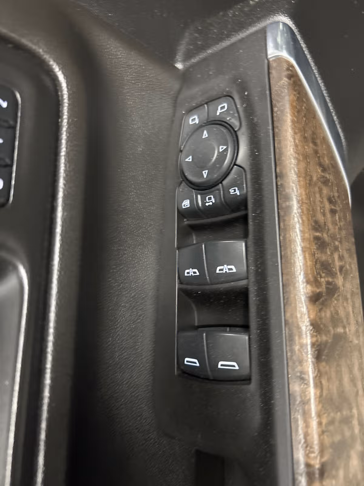 2021 GMC Sierra 3500HD Denali Image 9