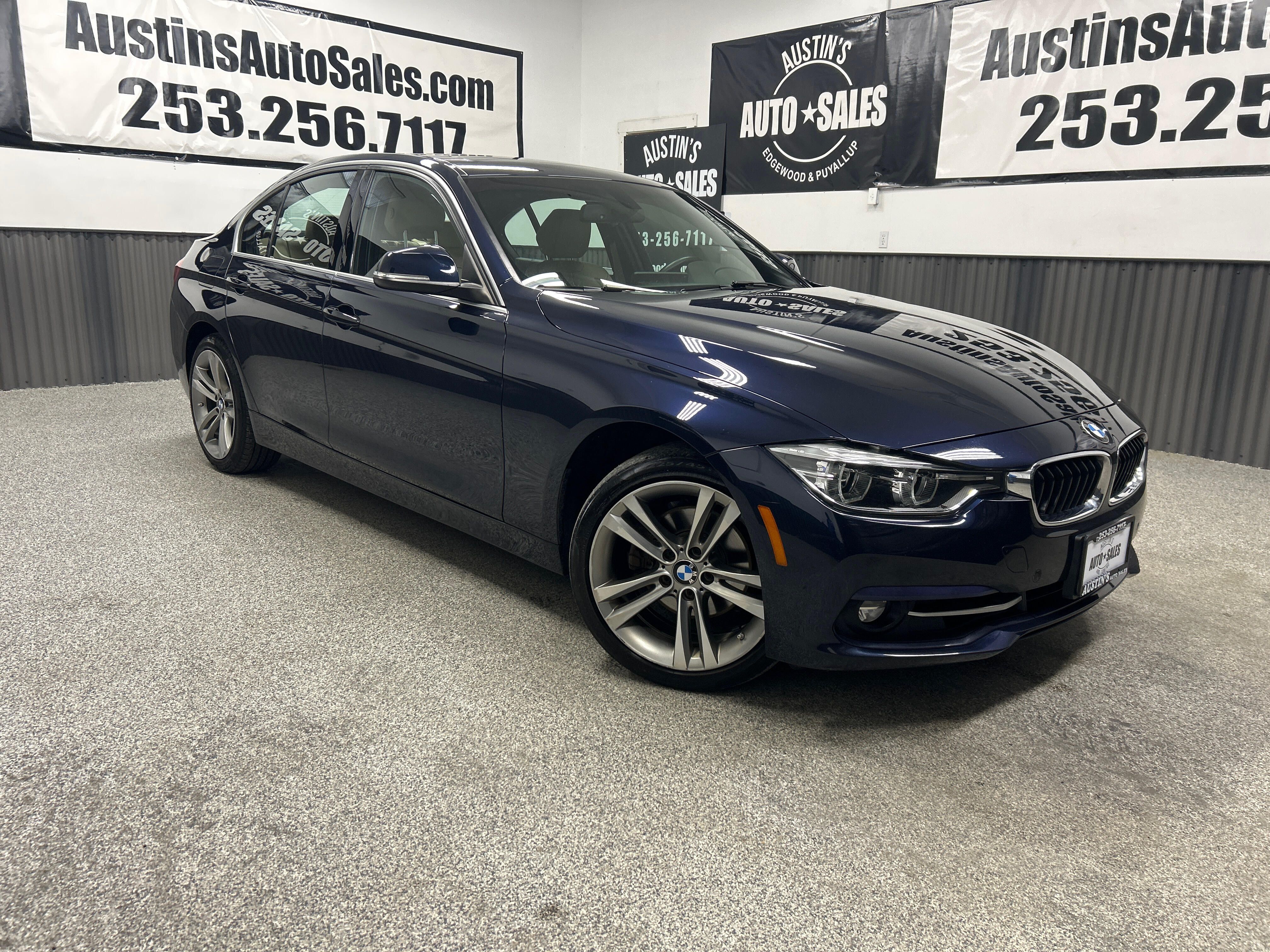 2017 BMW 3 Series 330i xDrive Sedan's photo