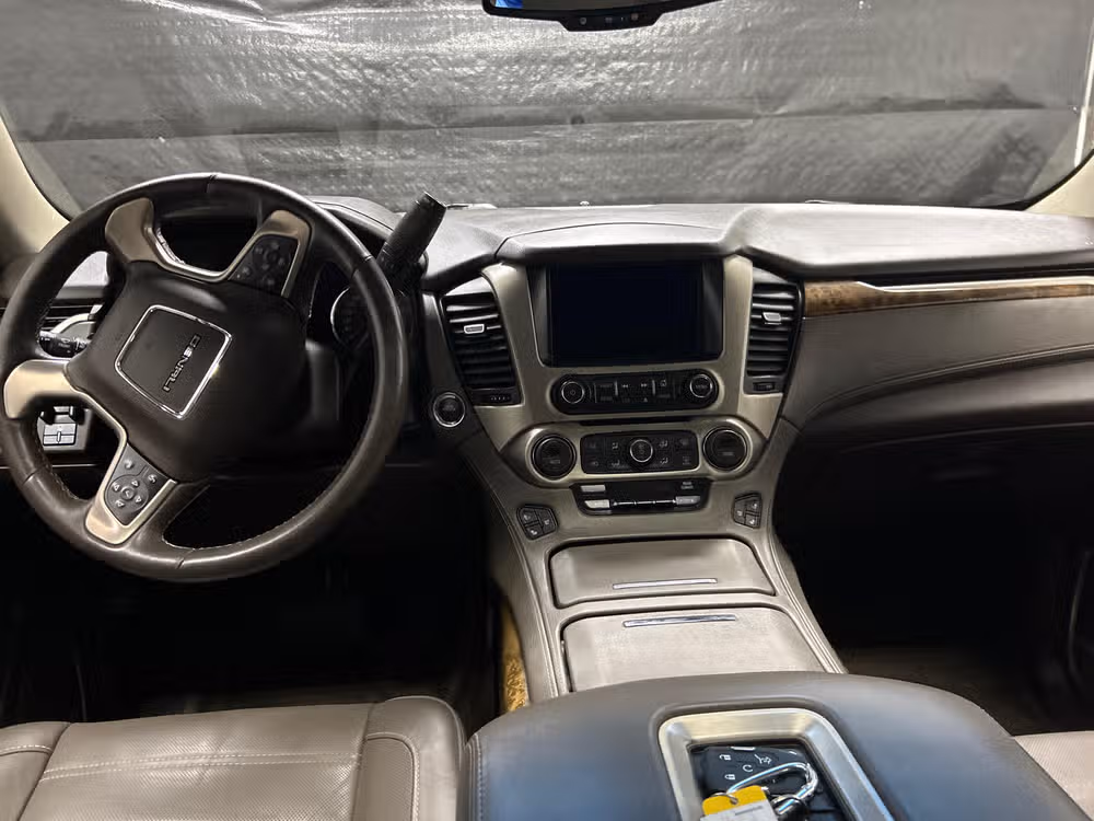 2015 GMC Yukon XL Denali Image 14