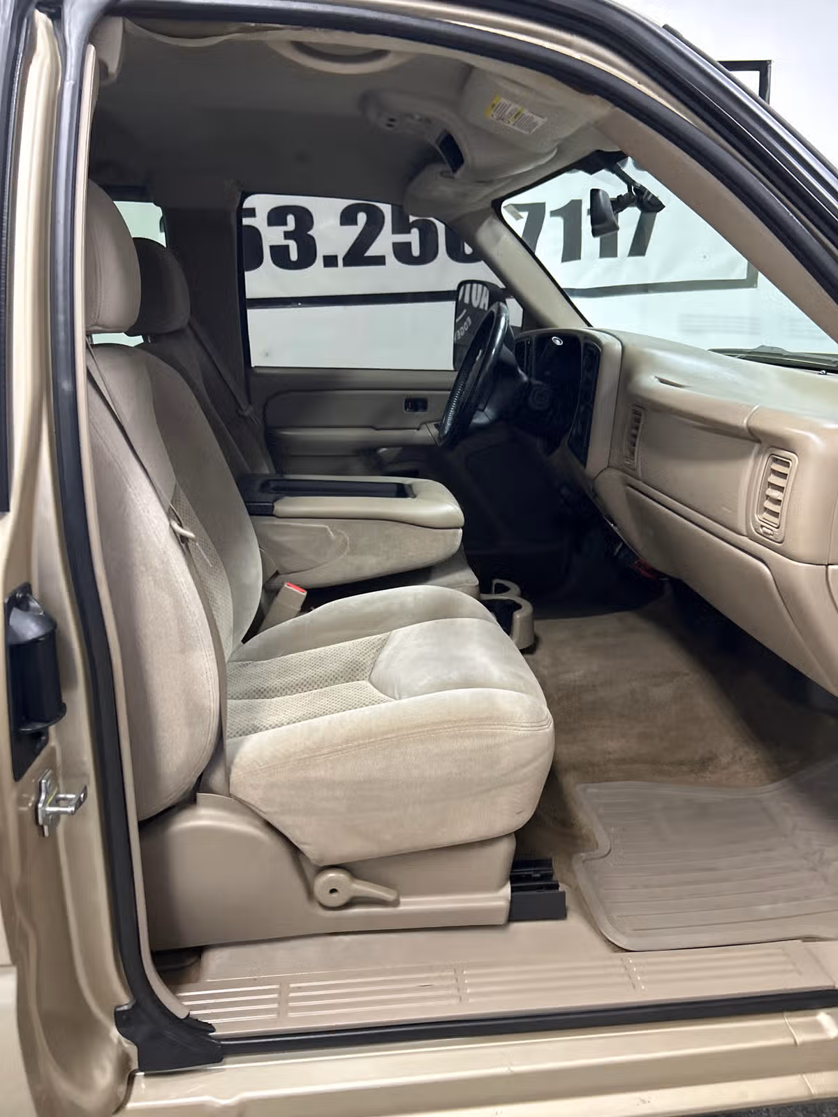 2005 Chevrolet Silverado 3500 LS Image 11