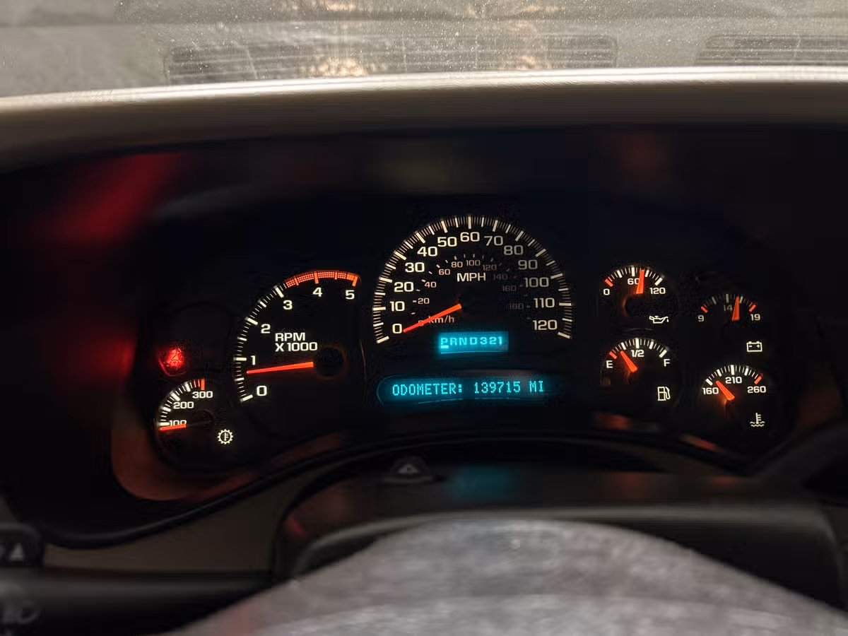 2005 Chevrolet Silverado 3500 LS Image 15