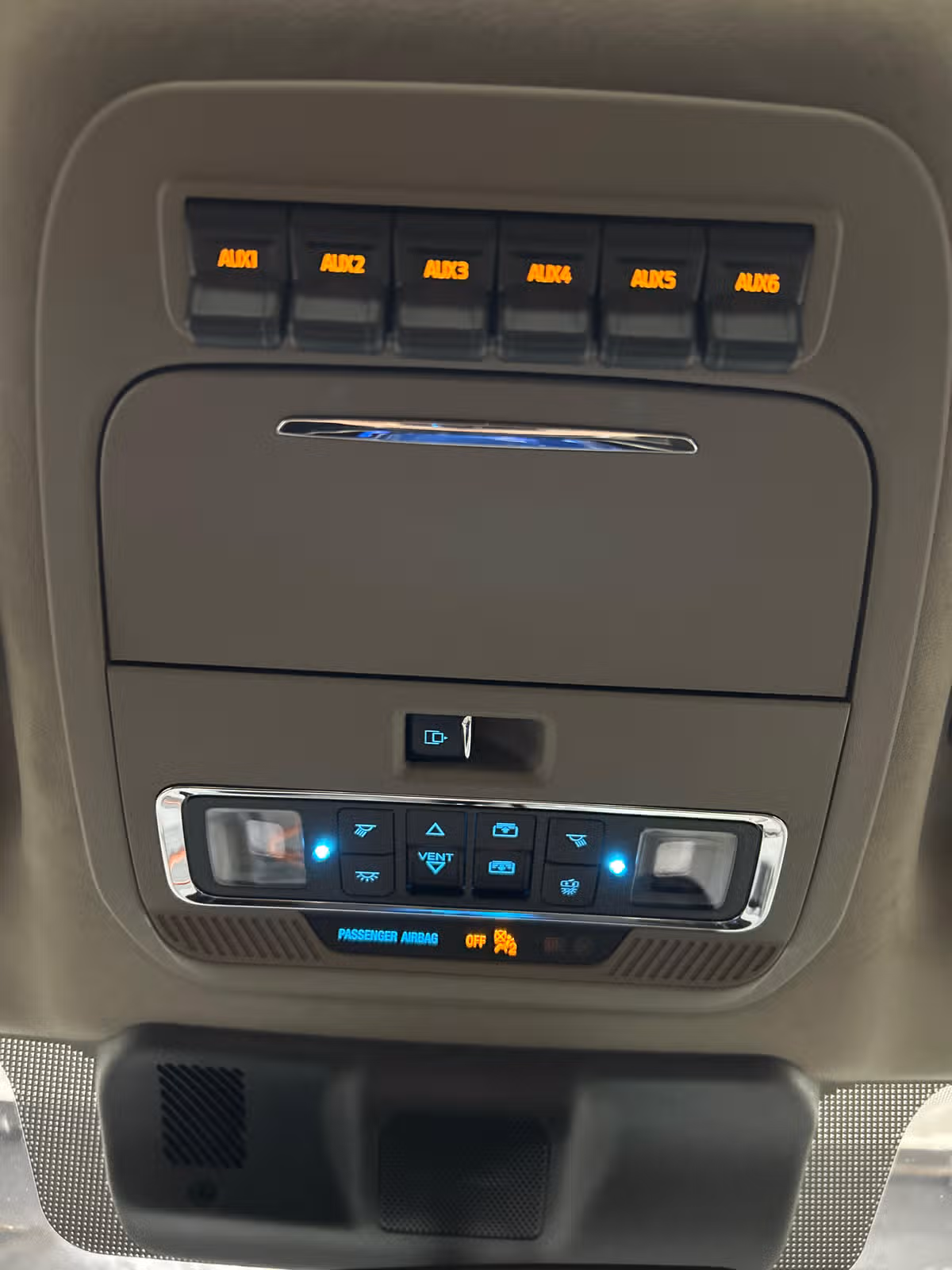 2026 Ford F-450 Super Duty Platinum Image 25