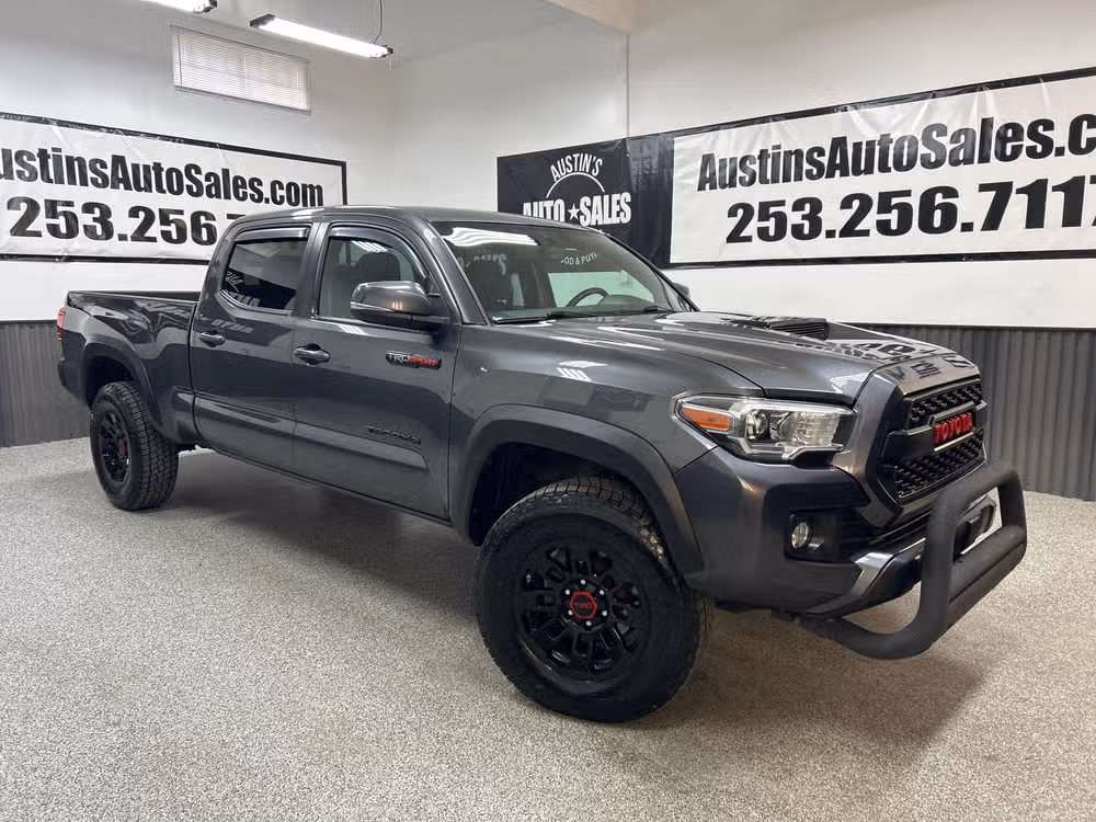 2017 Toyota Tacoma TRD Off Road Double Cab 4x4 Auto LB's photo