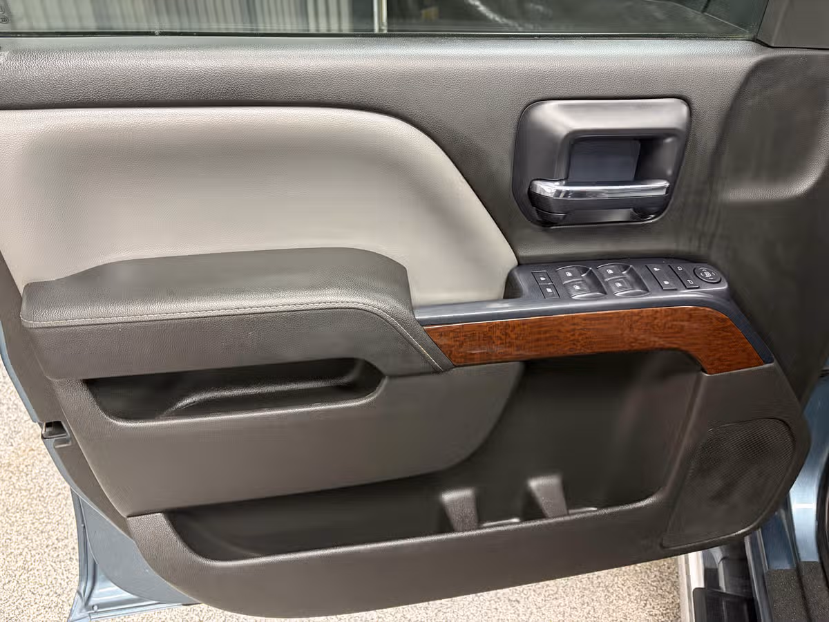 2014 GMC Sierra 1500 SLE Image 16