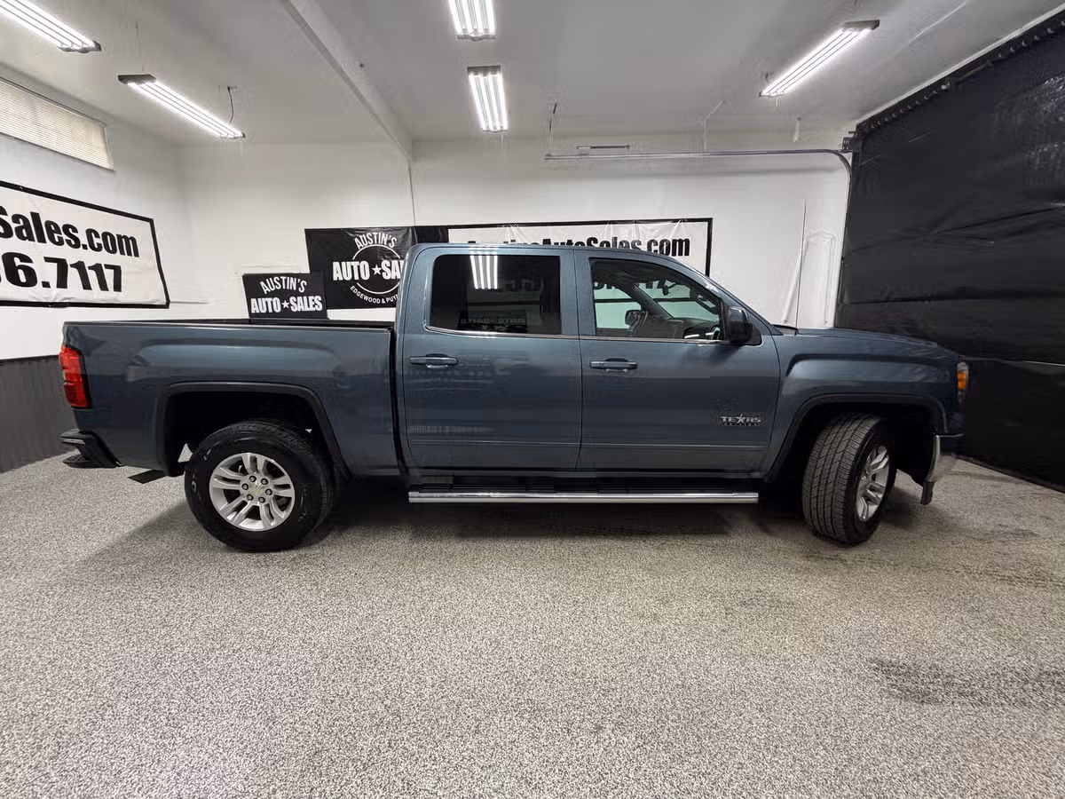 2014 GMC Sierra 1500 SLE Image 2