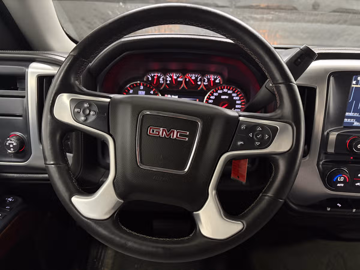 2014 GMC Sierra 1500 SLE Image 11