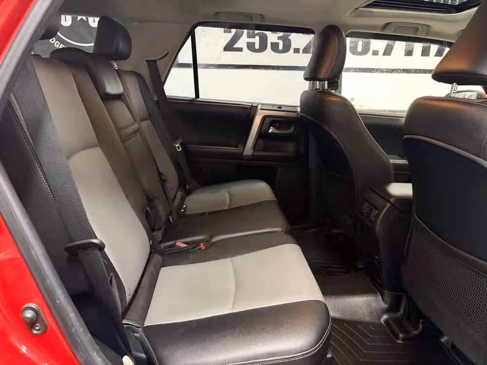 2016 Toyota 4Runner SR5 Premium Image 23