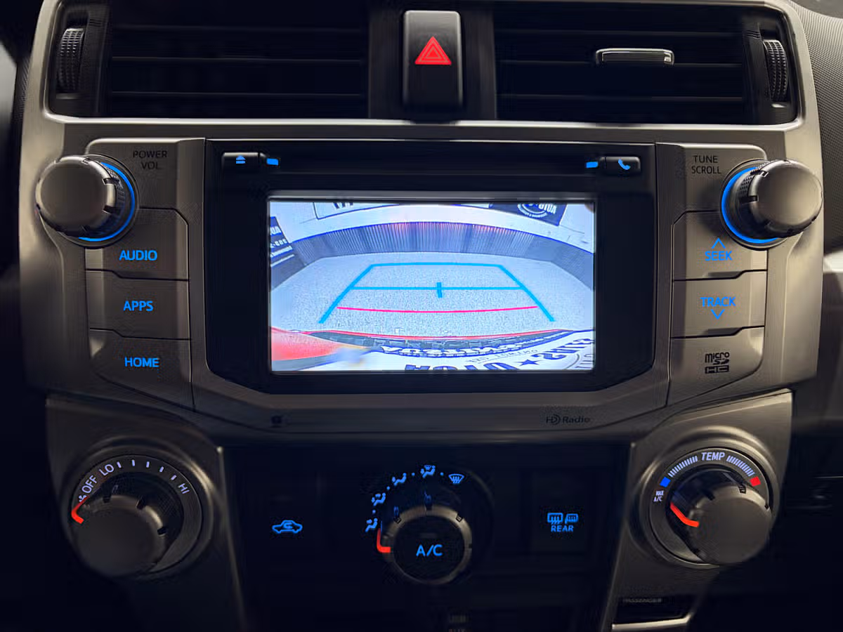 2016 Toyota 4Runner SR5 Premium Image 14