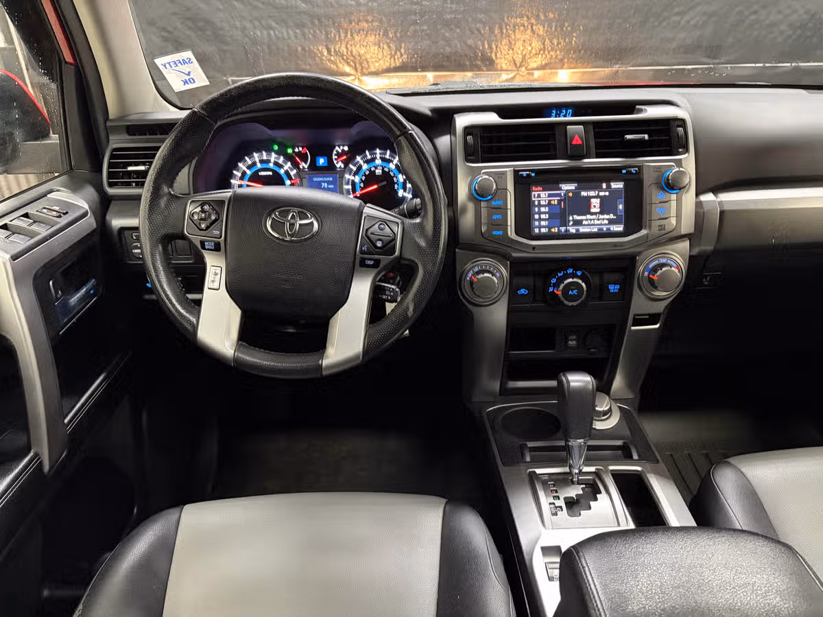 2016 Toyota 4Runner SR5 Premium Image 10