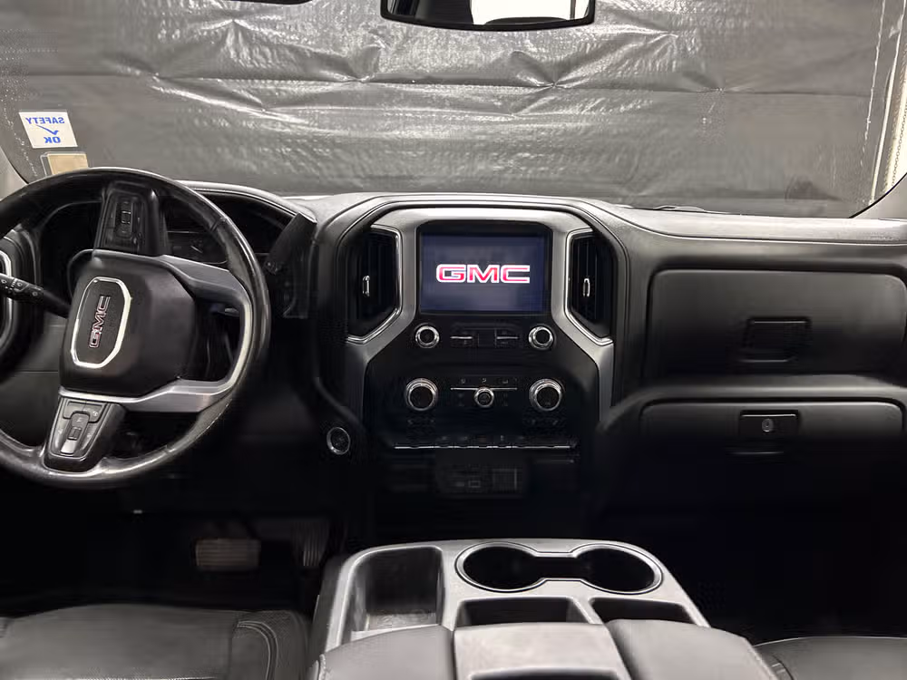 2019 GMC Sierra 1500 SLT Image 11