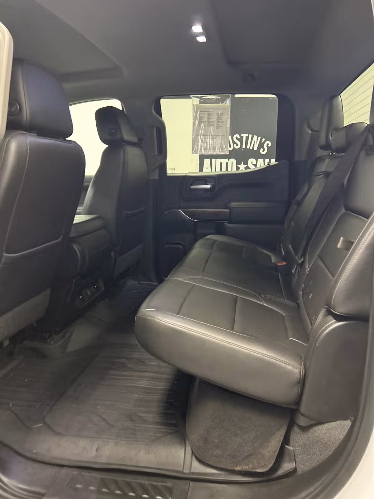 2019 GMC Sierra 1500 SLT Image 10