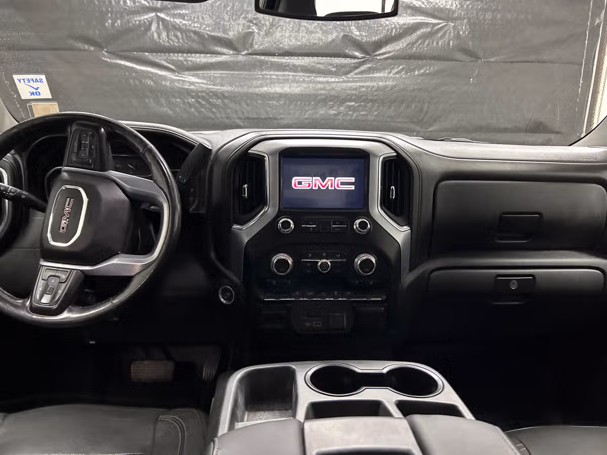 2019 GMC Sierra 1500 SLT Image 11