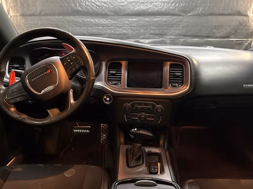 2019 Dodge Charger R/T Image 11