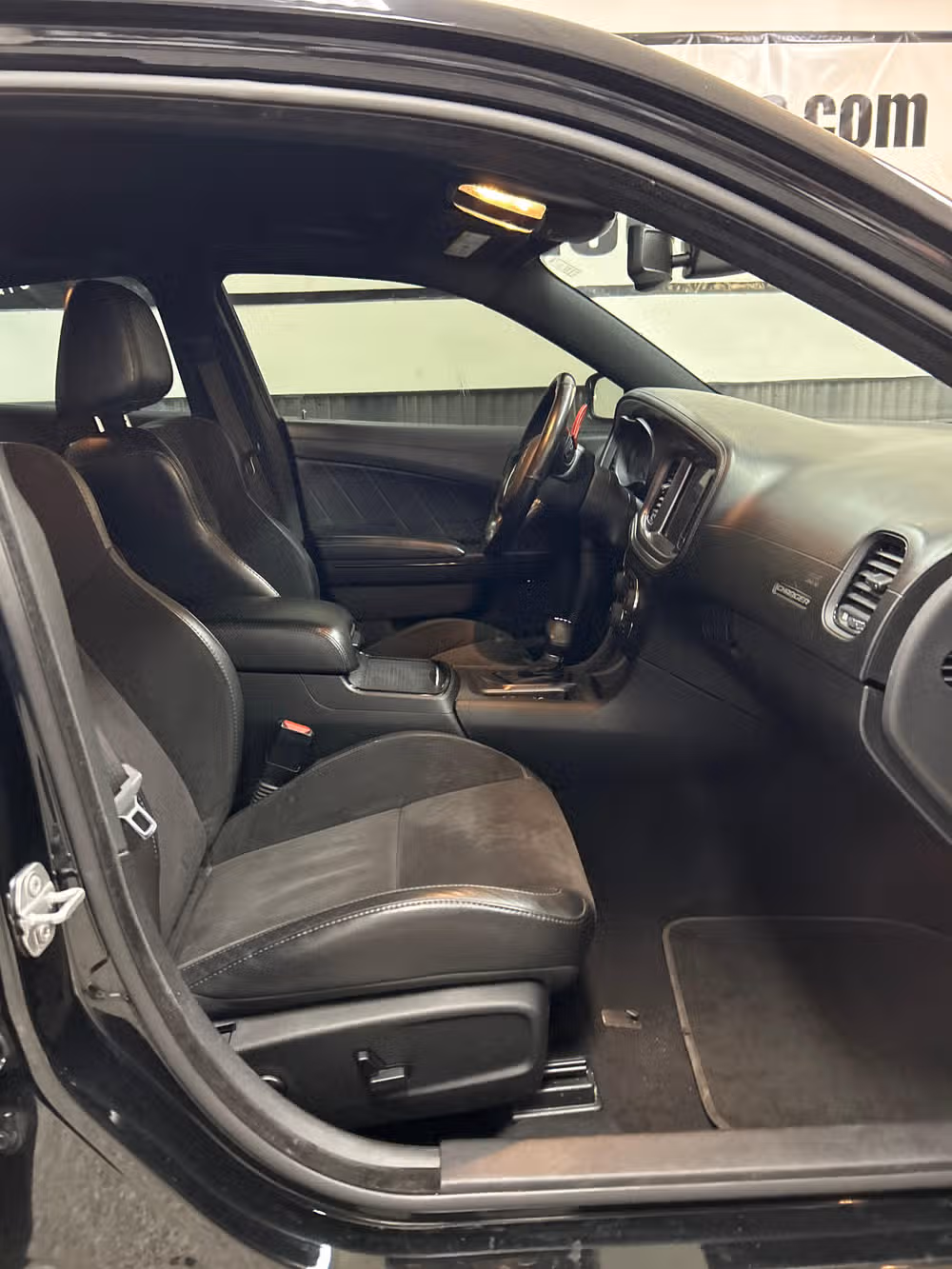 2019 Dodge Charger R/T Image 14
