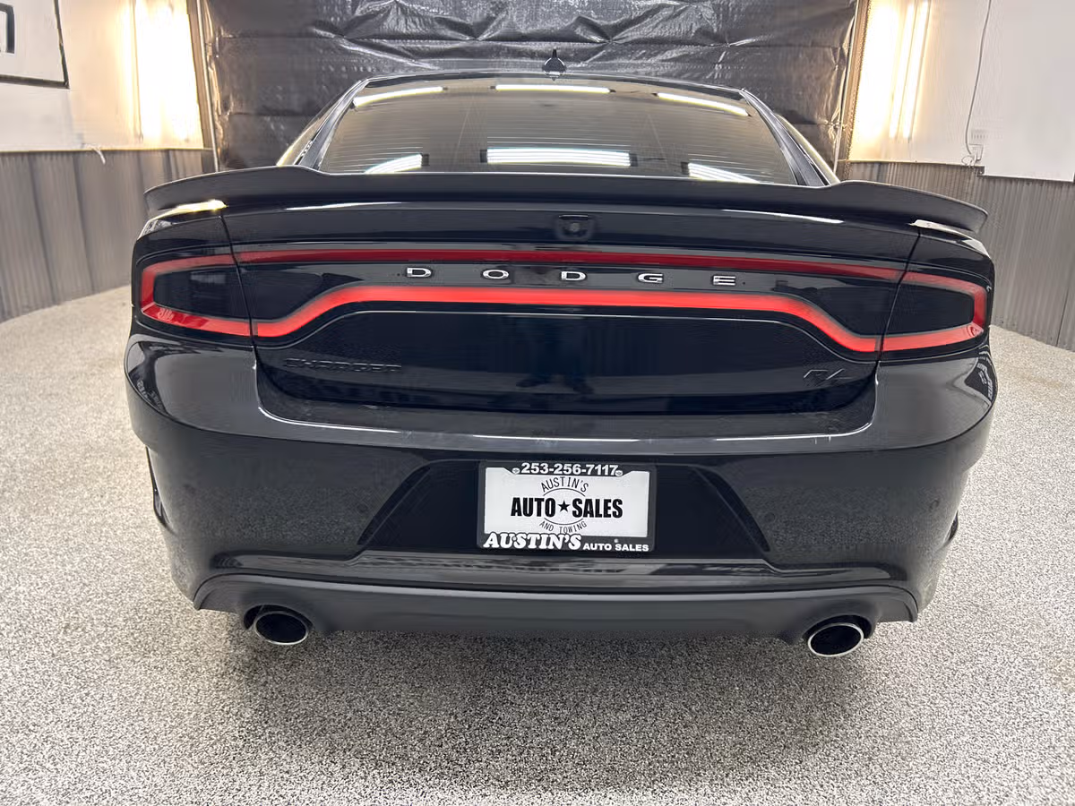 2019 Dodge Charger R/T Image 5