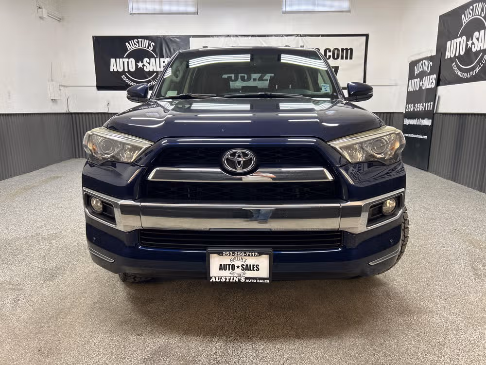 2014 Toyota 4Runner Limited Image 2