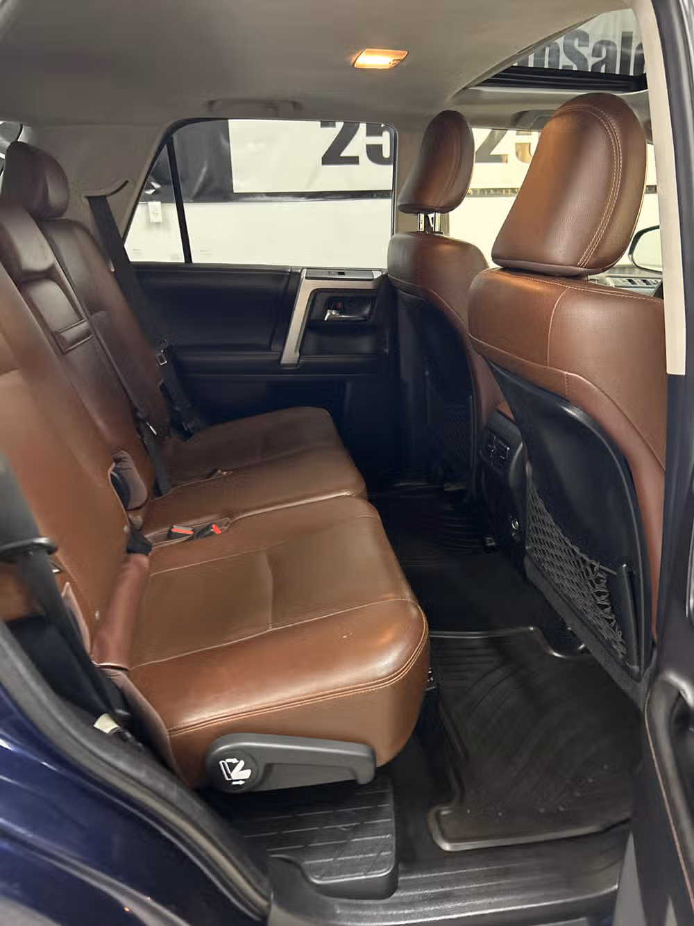 2014 Toyota 4Runner Limited Image 13