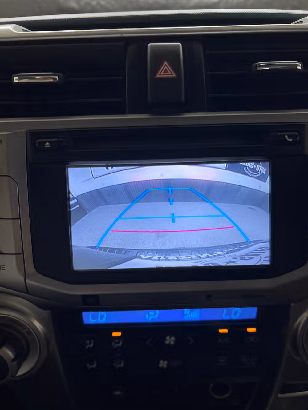 2014 Toyota 4Runner Limited Image 16