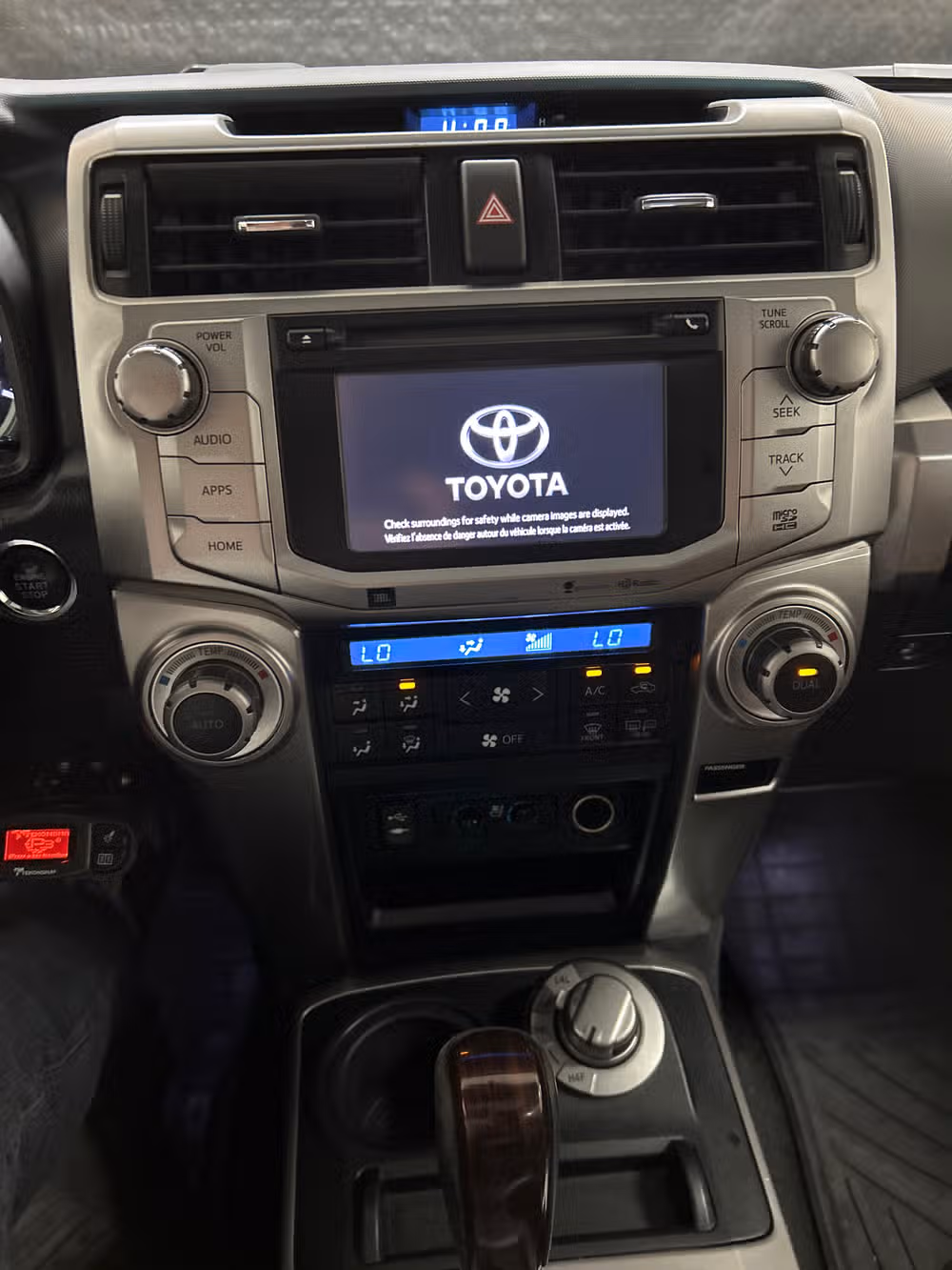 2014 Toyota 4Runner Limited Image 17