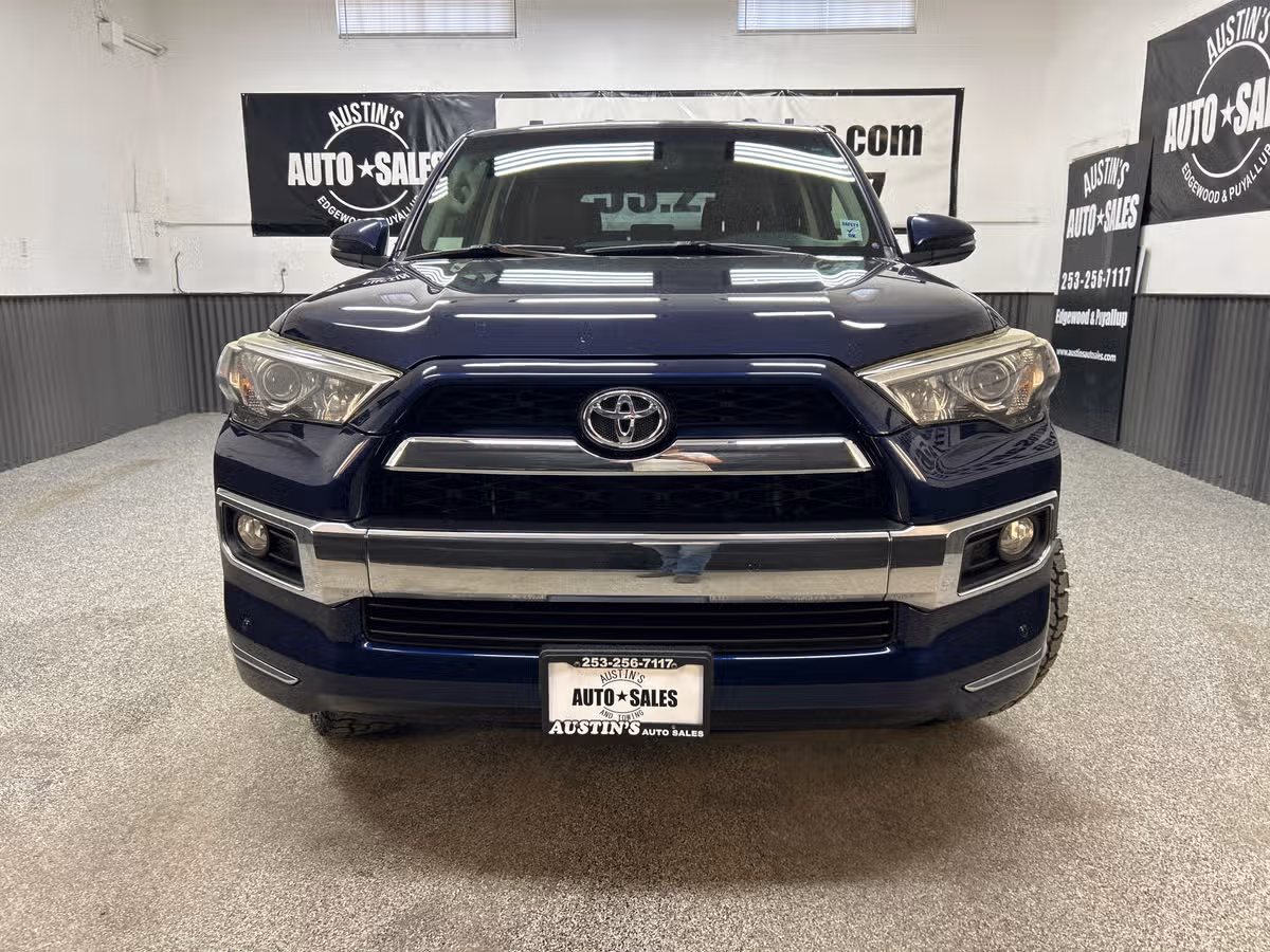 2014 Toyota 4Runner Limited Image 2