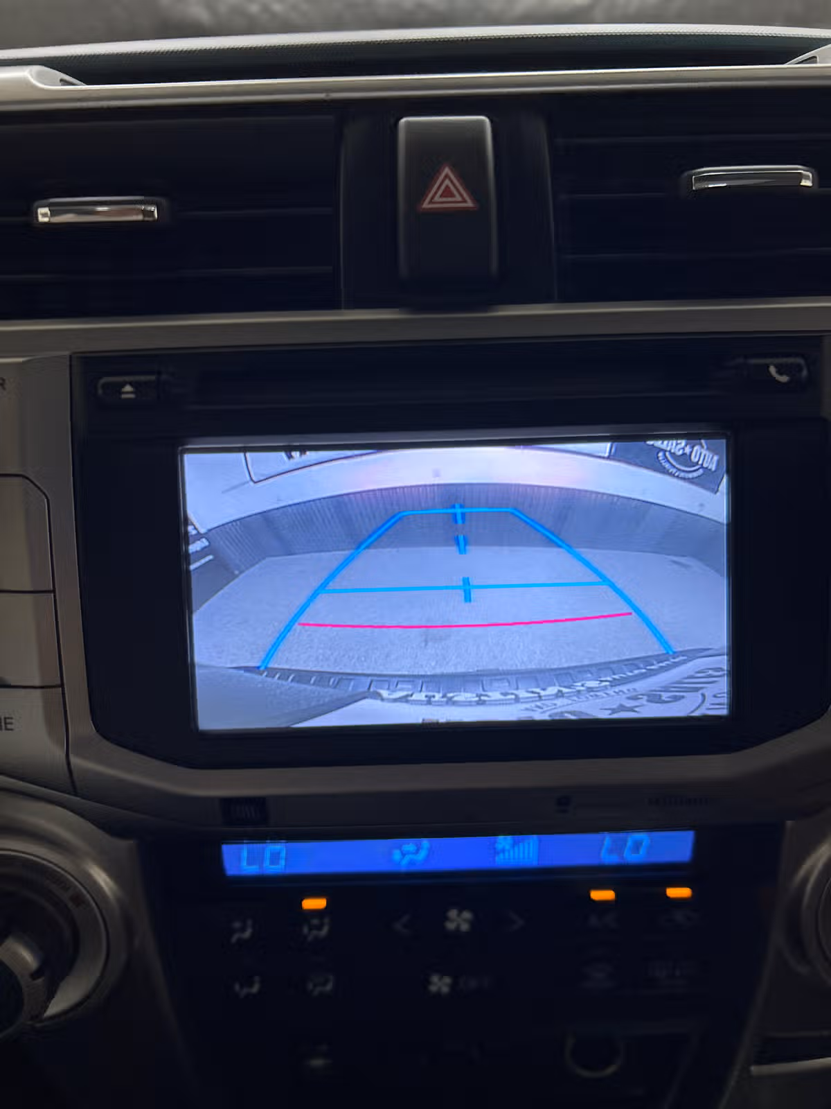 2014 Toyota 4Runner Limited Image 16