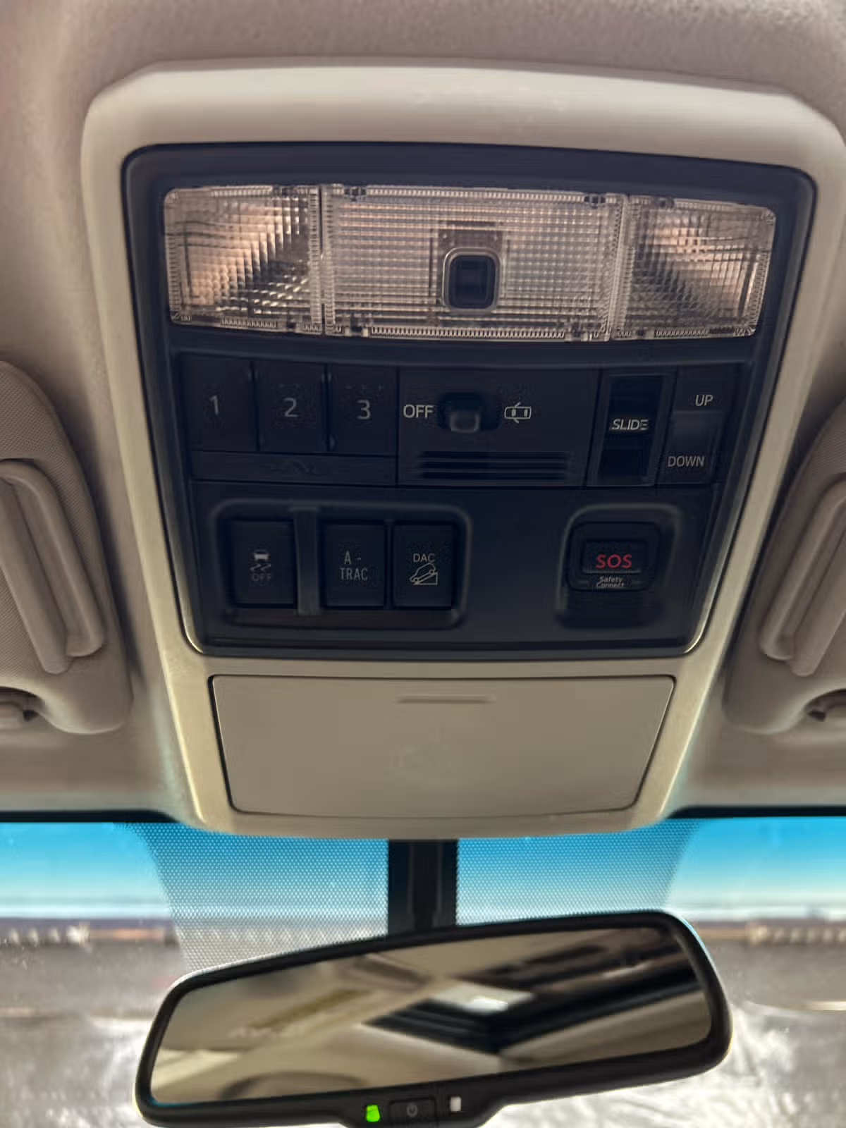 2014 Toyota 4Runner Limited Image 18