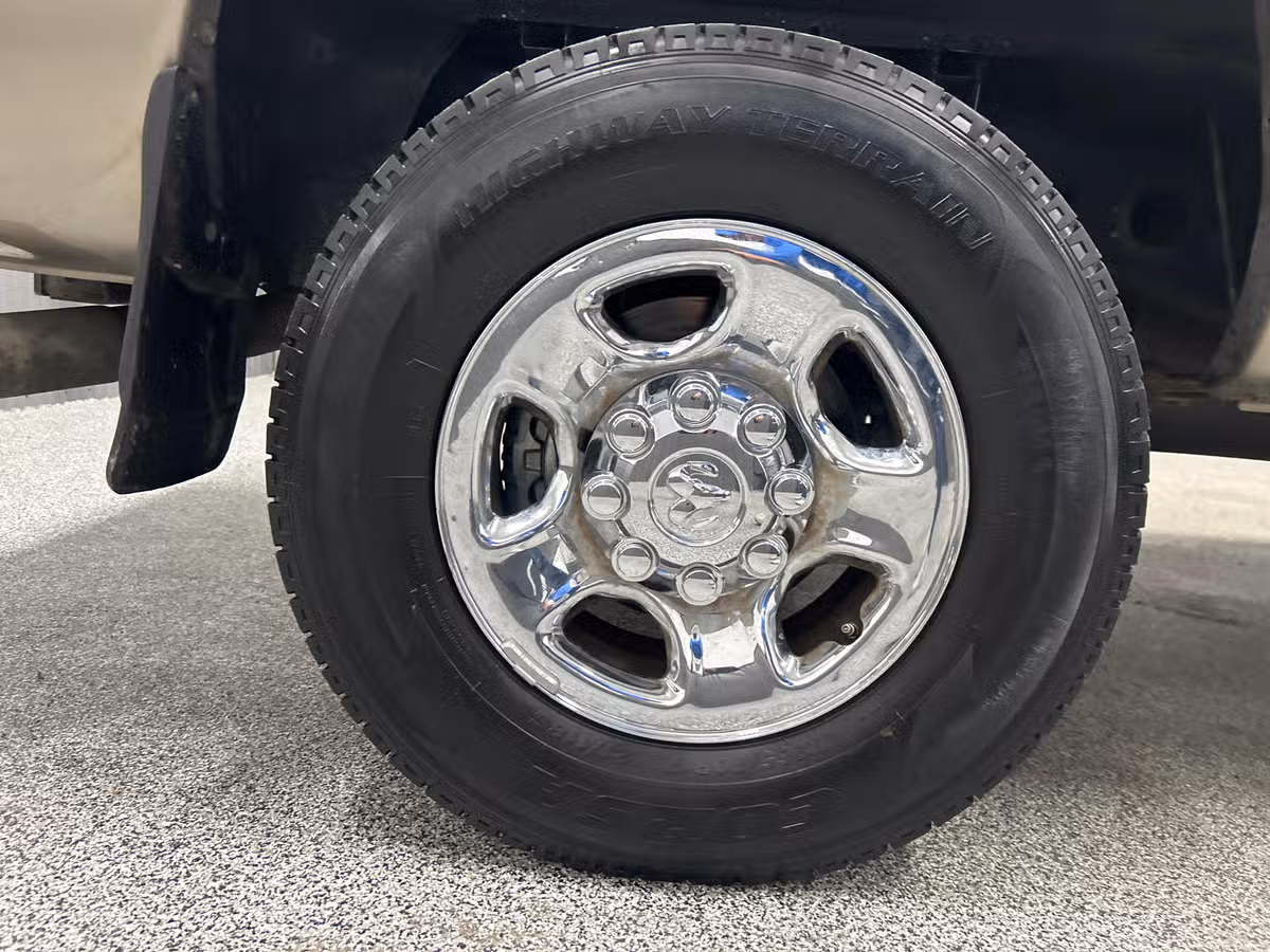 2007 Dodge Ram 1500 SLT Image 7