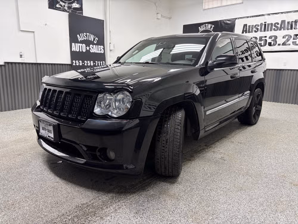 2008 Jeep Grand Cherokee SRT8 Image 6