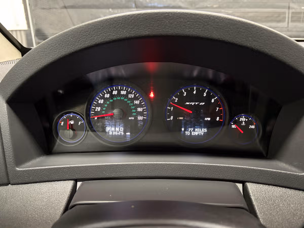 2008 Jeep Grand Cherokee SRT8 Image 12