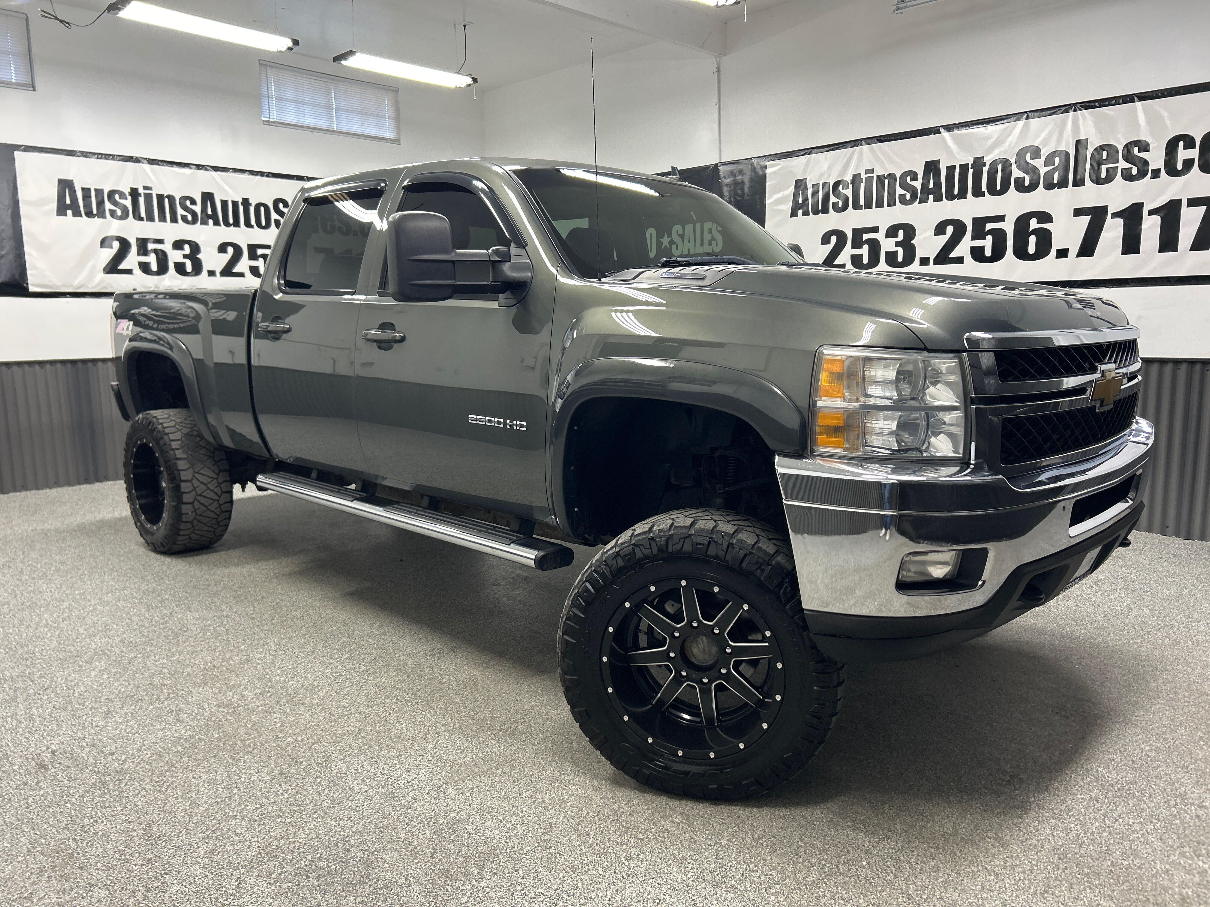 2011 Chevrolet Silverado HD LTZ 4WD Crew Cab SWB's photo