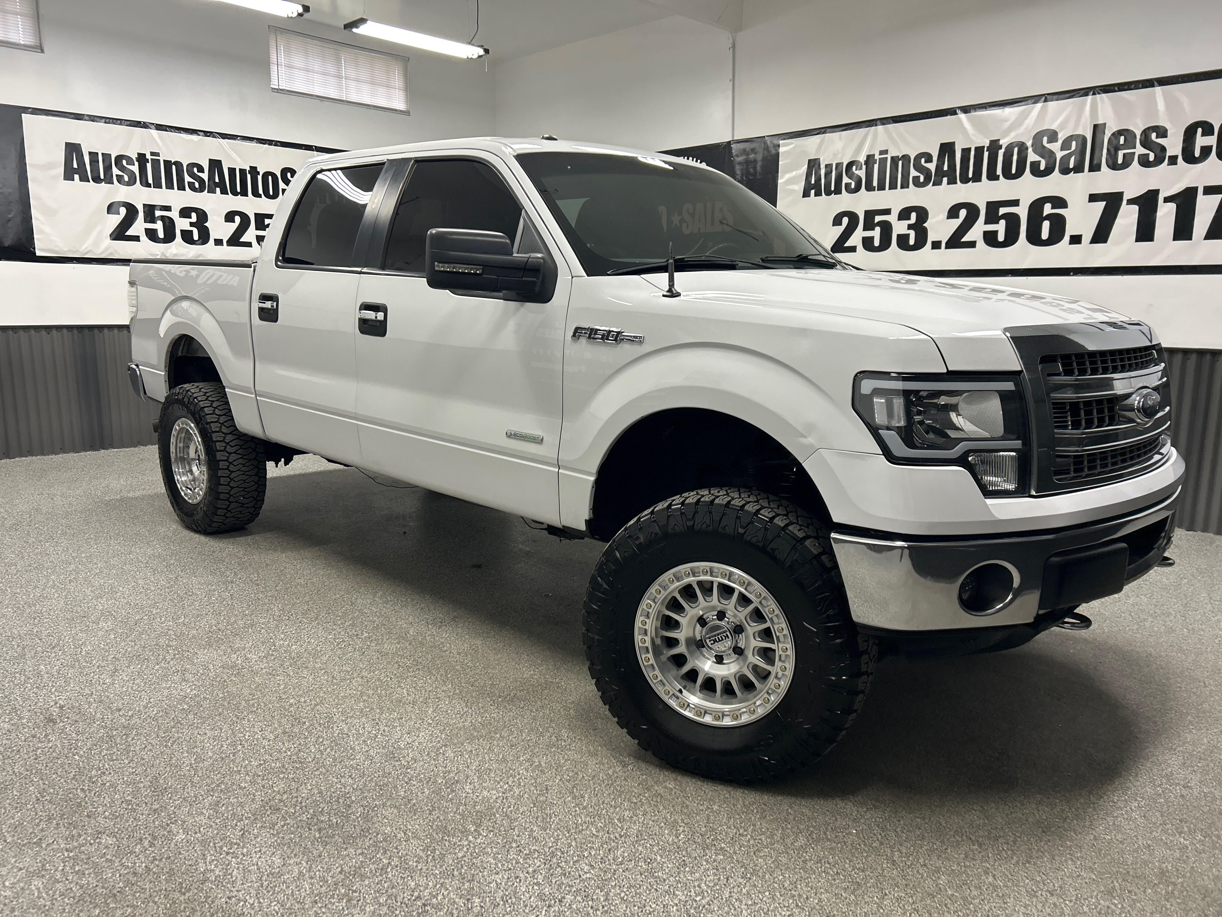 2013 Ford F-150 XL 4x4 SuperCrew 145-in's photo