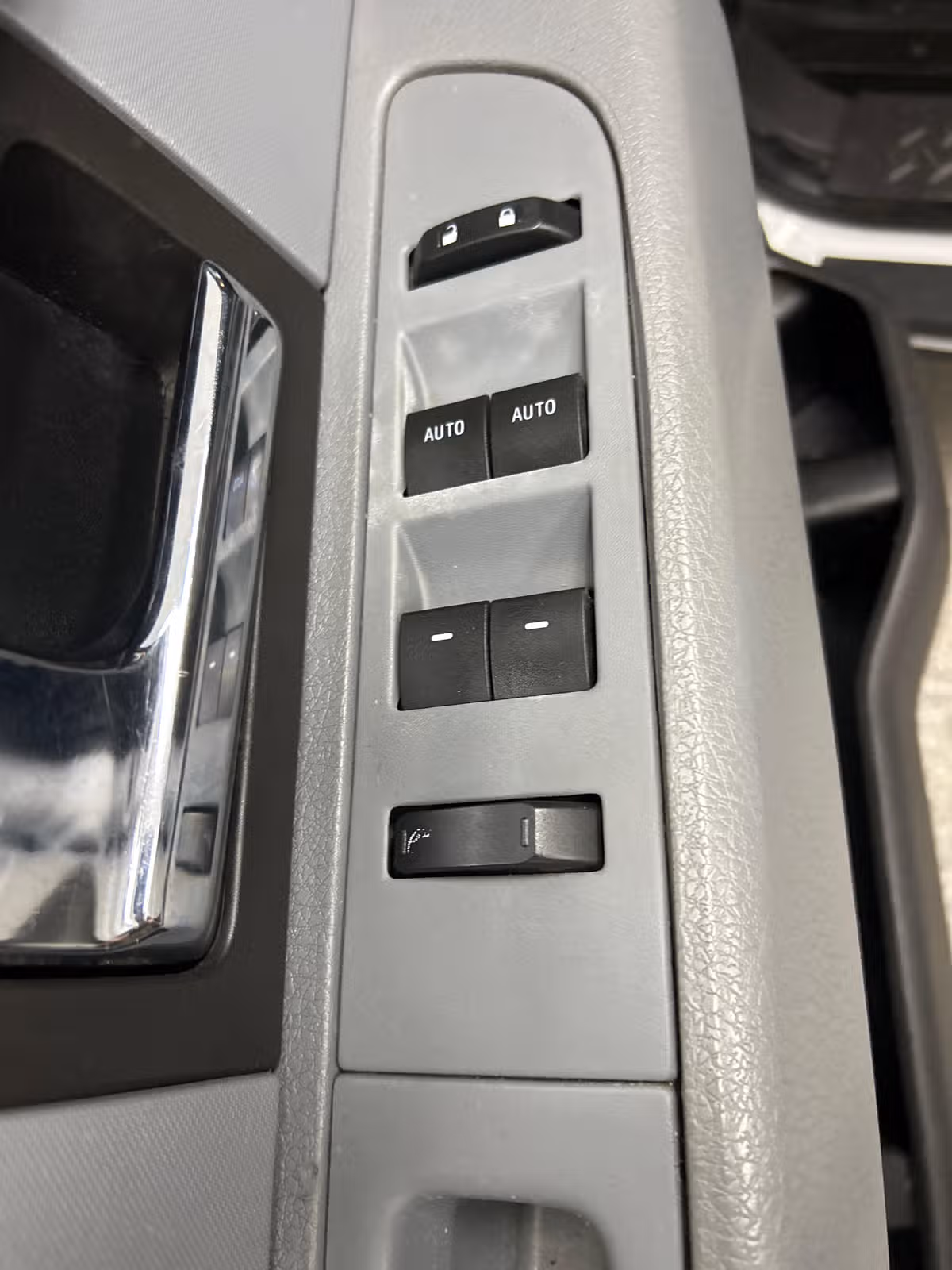 2013 Ford F-150 XLT Image 9
