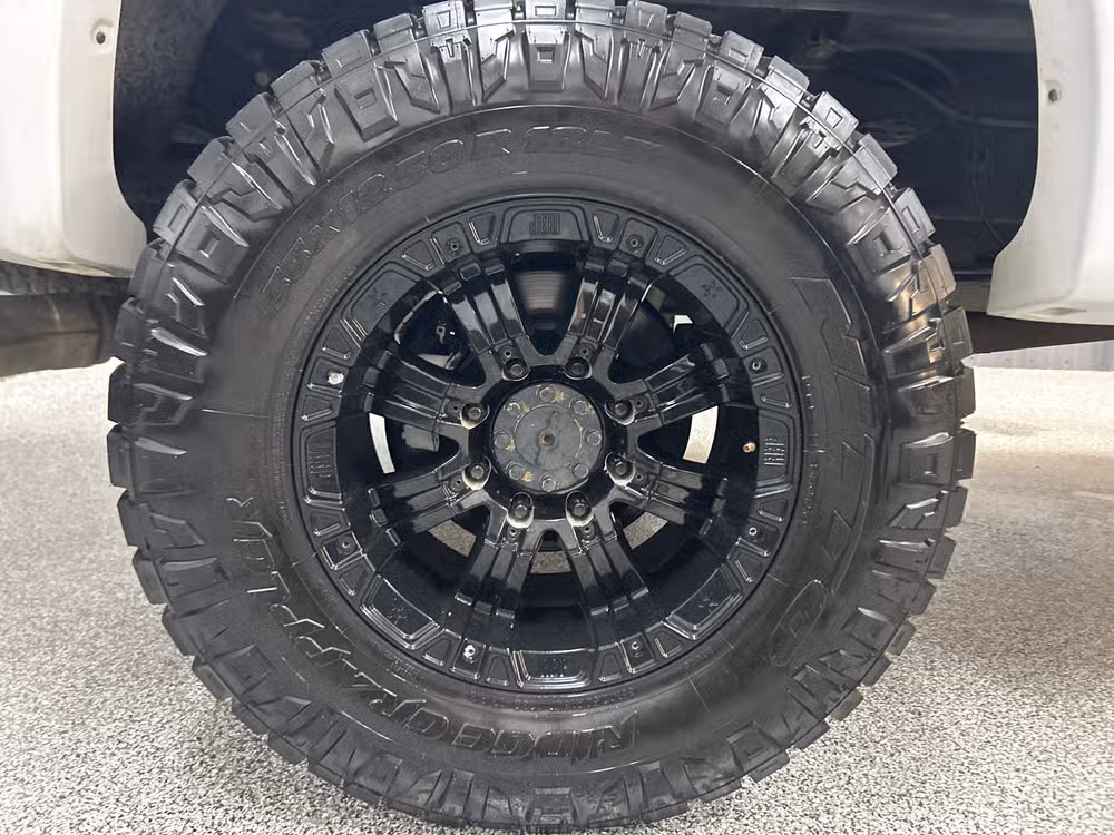 2015 Ford F-250 Super Duty Lariat Crew Cab Image 7