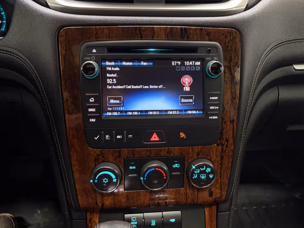 2014 Chevrolet Traverse LT Image 13