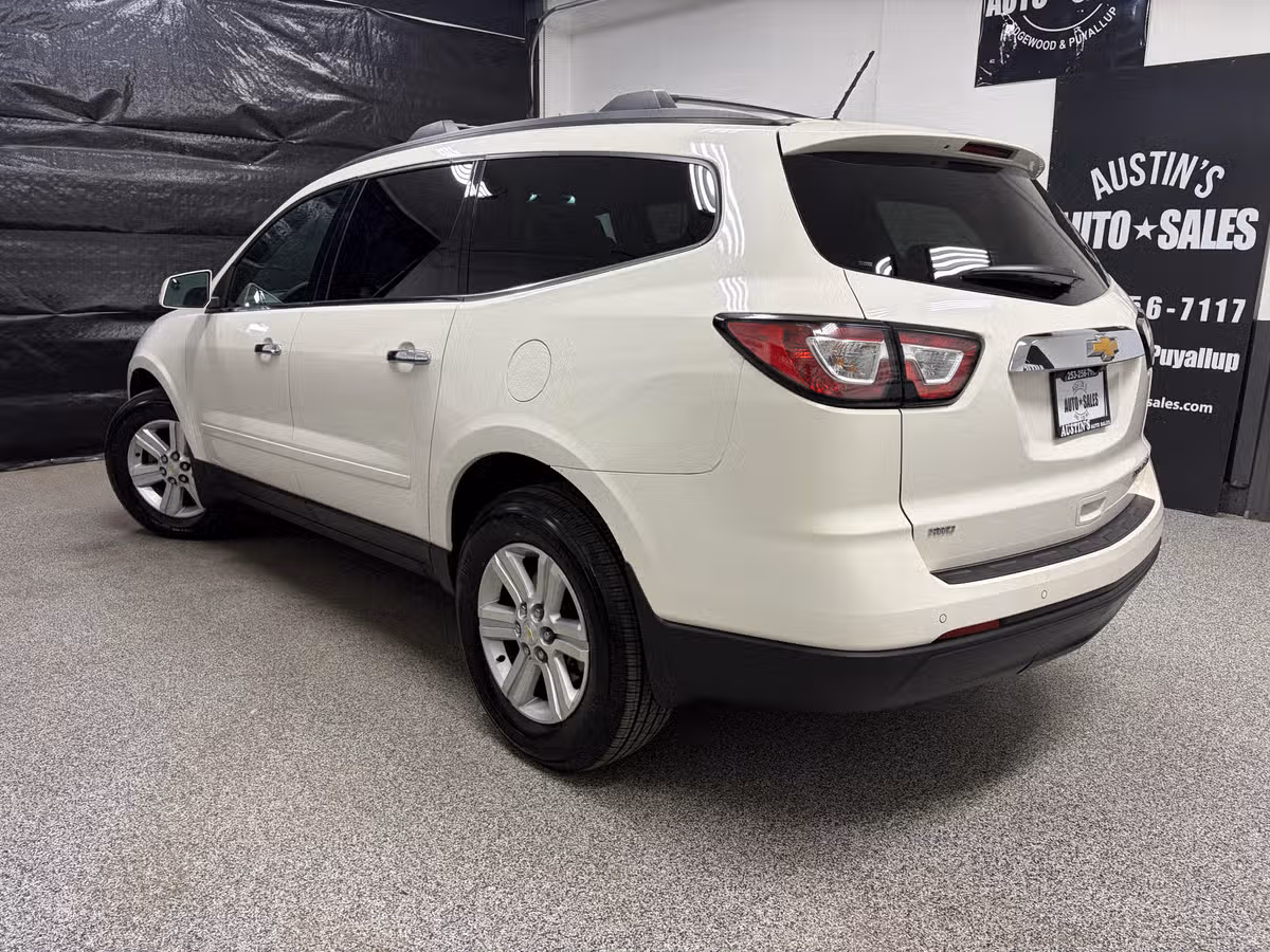 2014 Chevrolet Traverse LT Image 8