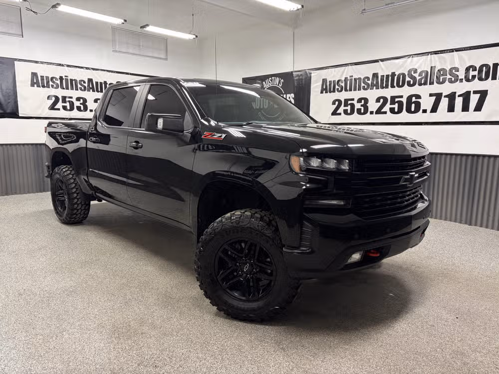 2020 Chevrolet Silverado 1500 LT Trail Boss 4WD Crew Cab Short Box's photo