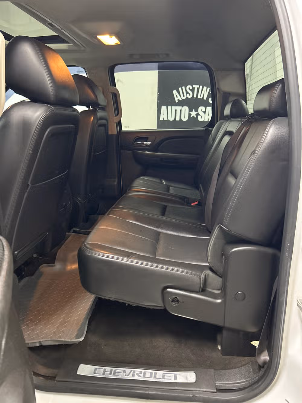 2014 Chevrolet Silverado 2500HD LTZ Crew Cab Image 10