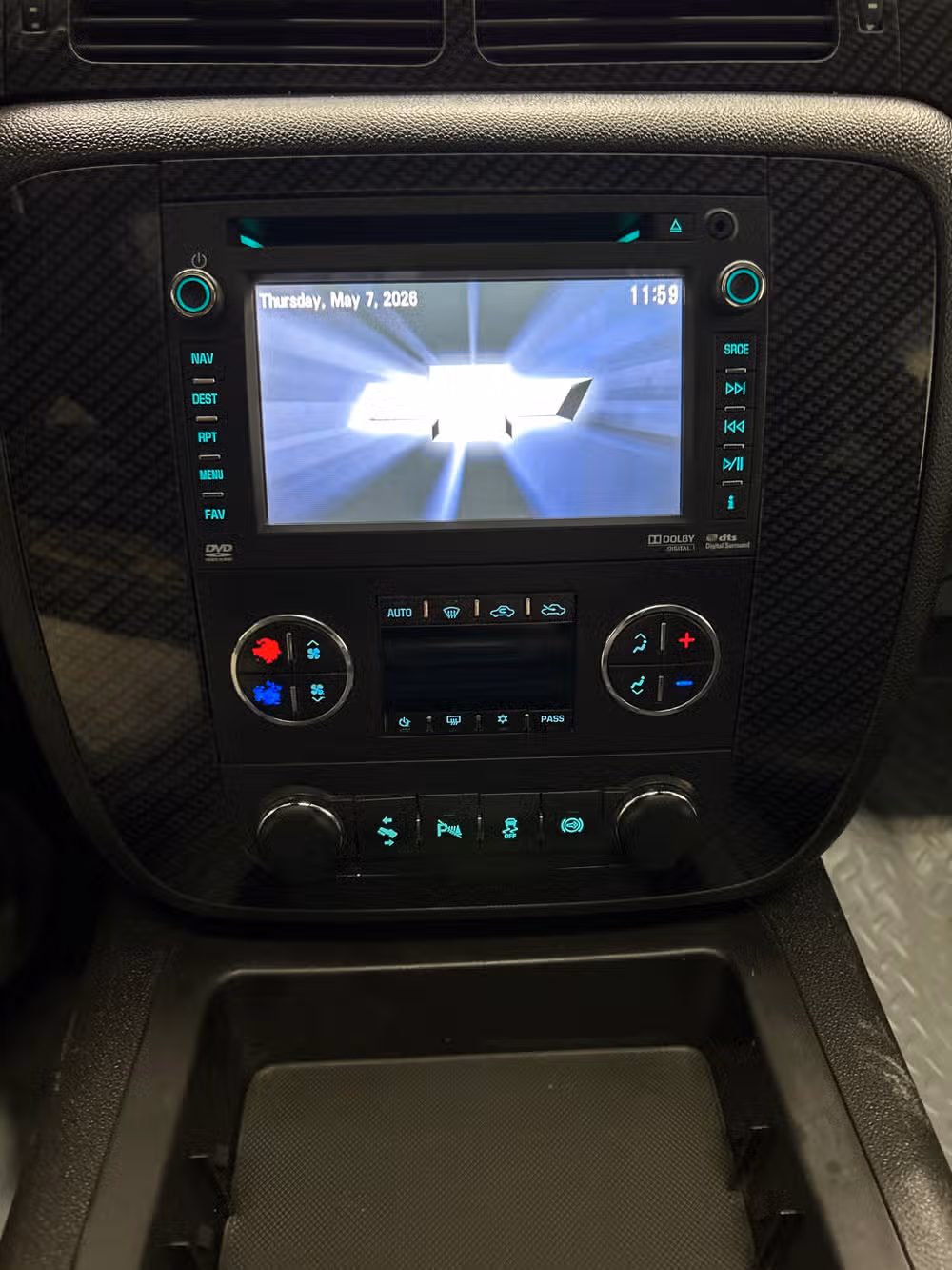 2014 Chevrolet Silverado 2500HD LTZ Crew Cab Image 15