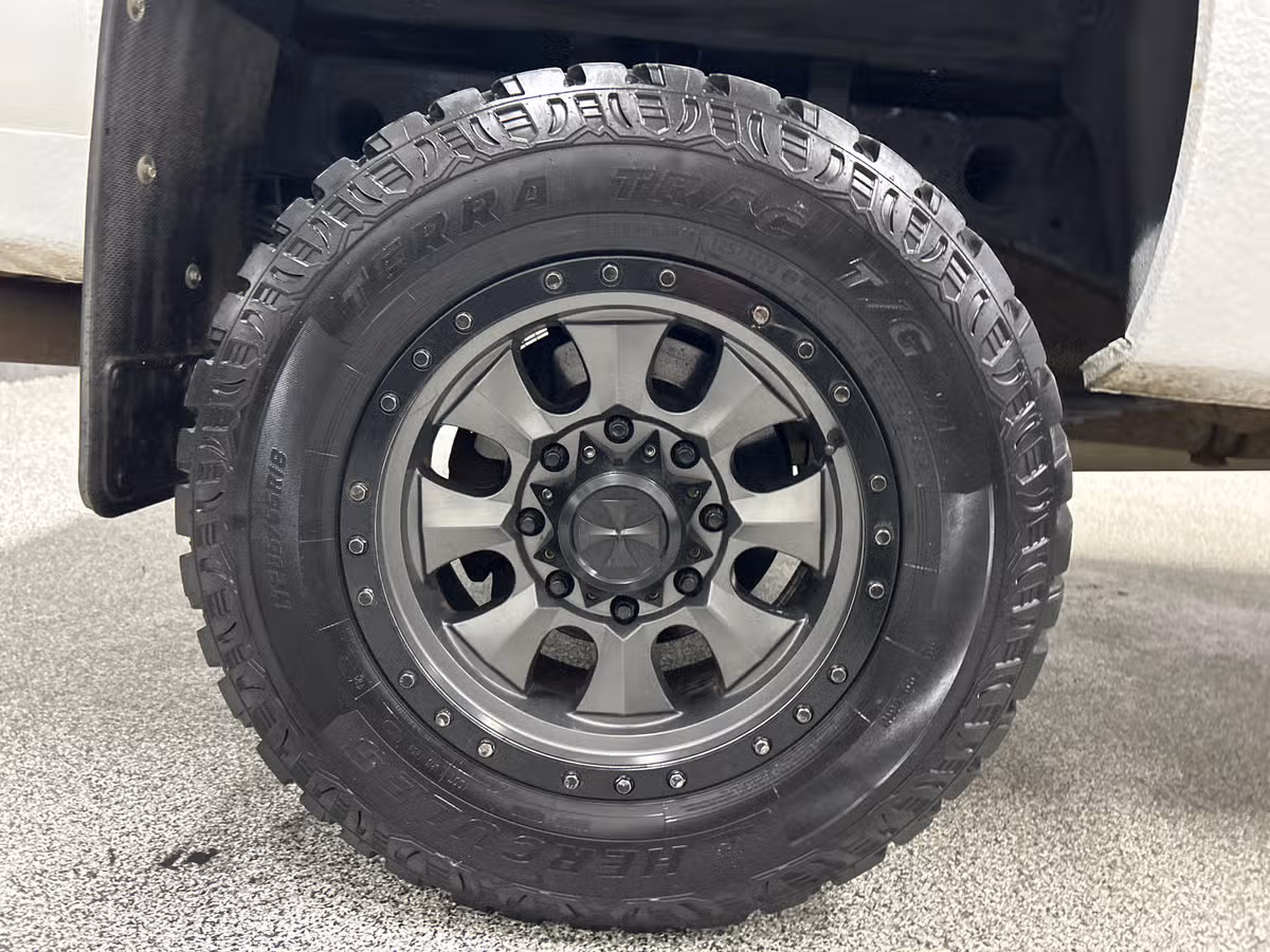 2014 Chevrolet Silverado 2500HD LTZ Crew Cab Image 7