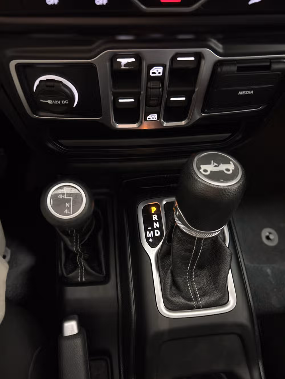 2020 Jeep Wrangler Unlimited Sahara Image 12