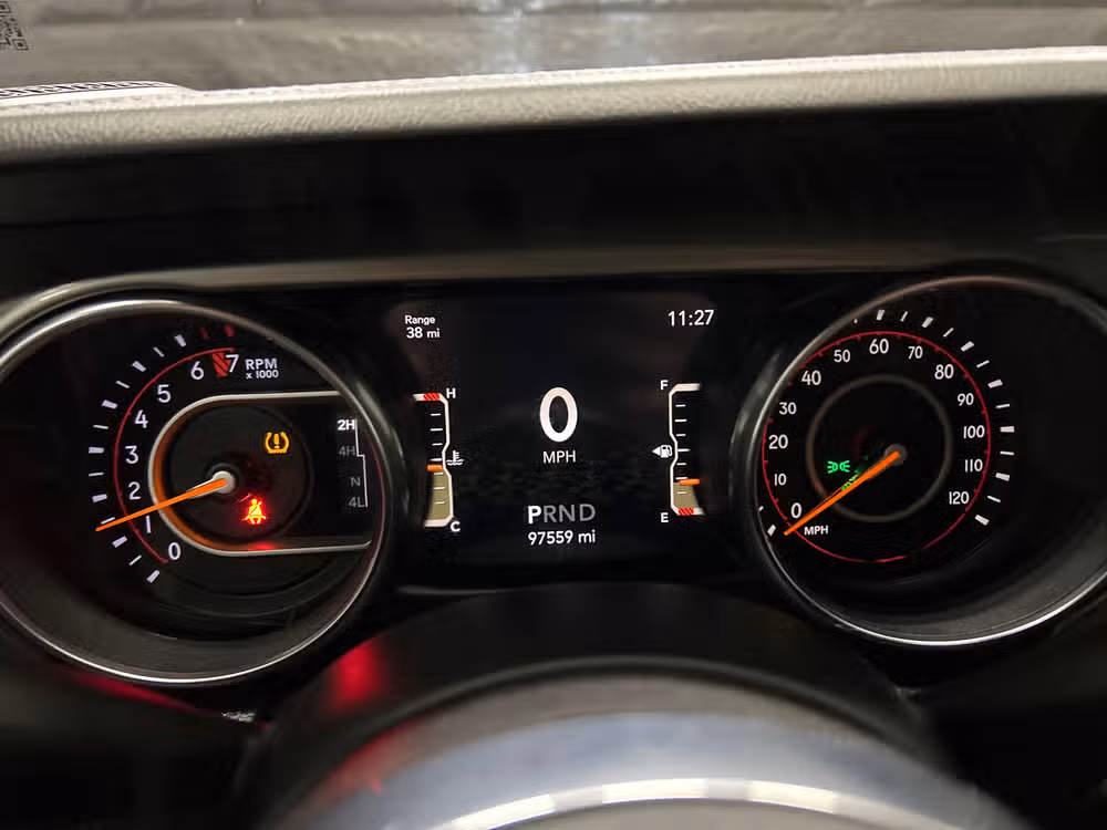 2020 Jeep Wrangler Unlimited Sahara Image 14