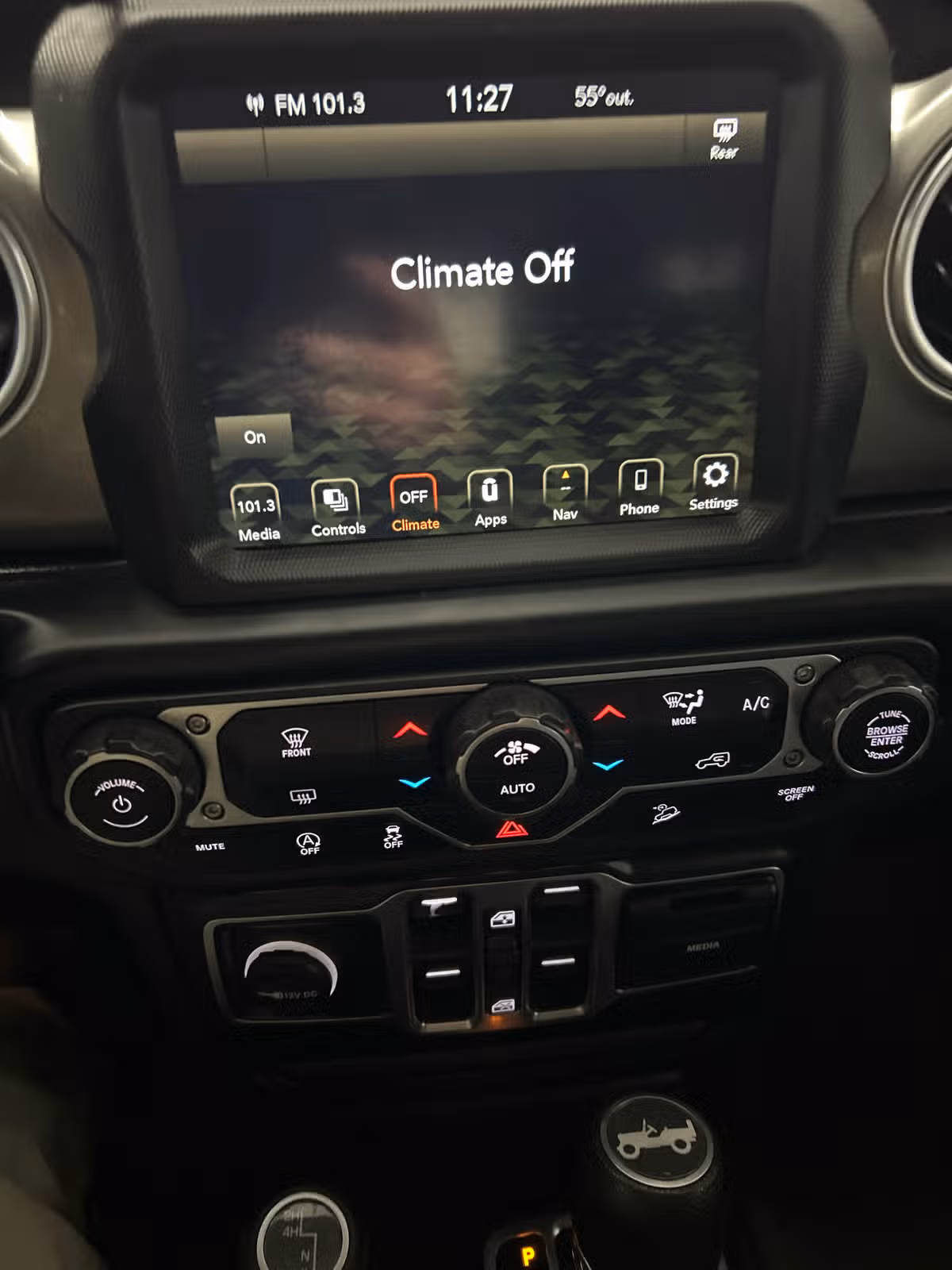 2020 Jeep Wrangler Unlimited Sahara Image 13