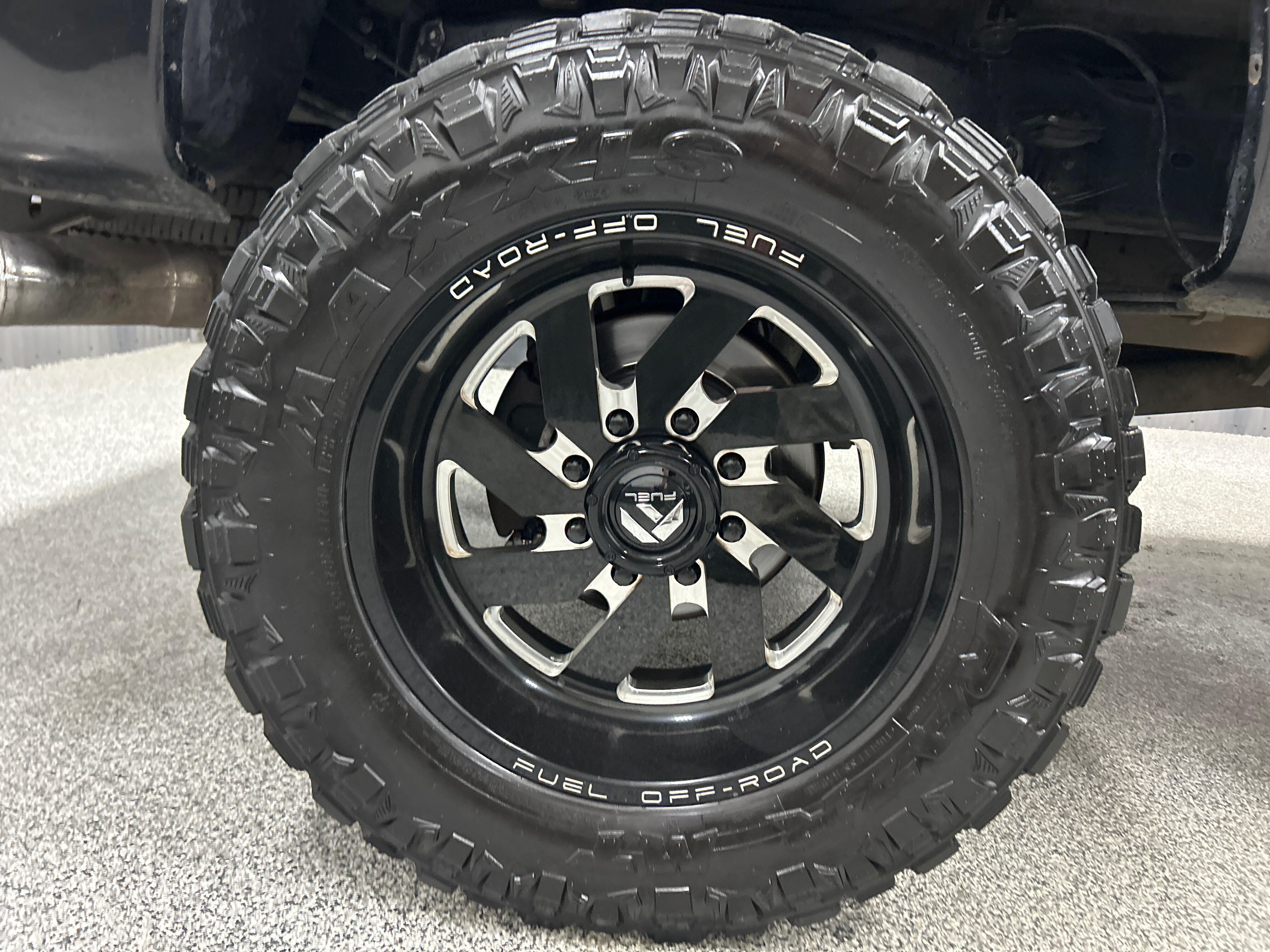 View vehicle photo 7