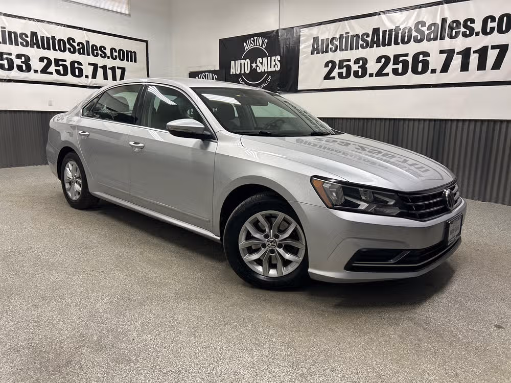 2017 Volkswagen Passat 1.8T S Auto's photo