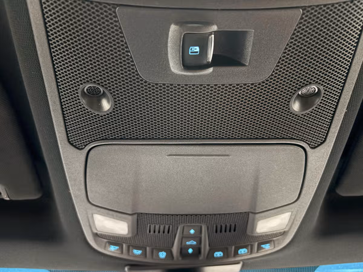 2016 Ford F-150 Limited SuperCrew Image 17
