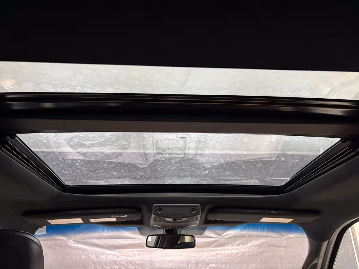 2016 Ford F-150 Limited SuperCrew Image 16