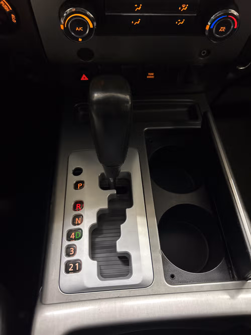 2008 Nissan Titan SE Crew Cab Image 14