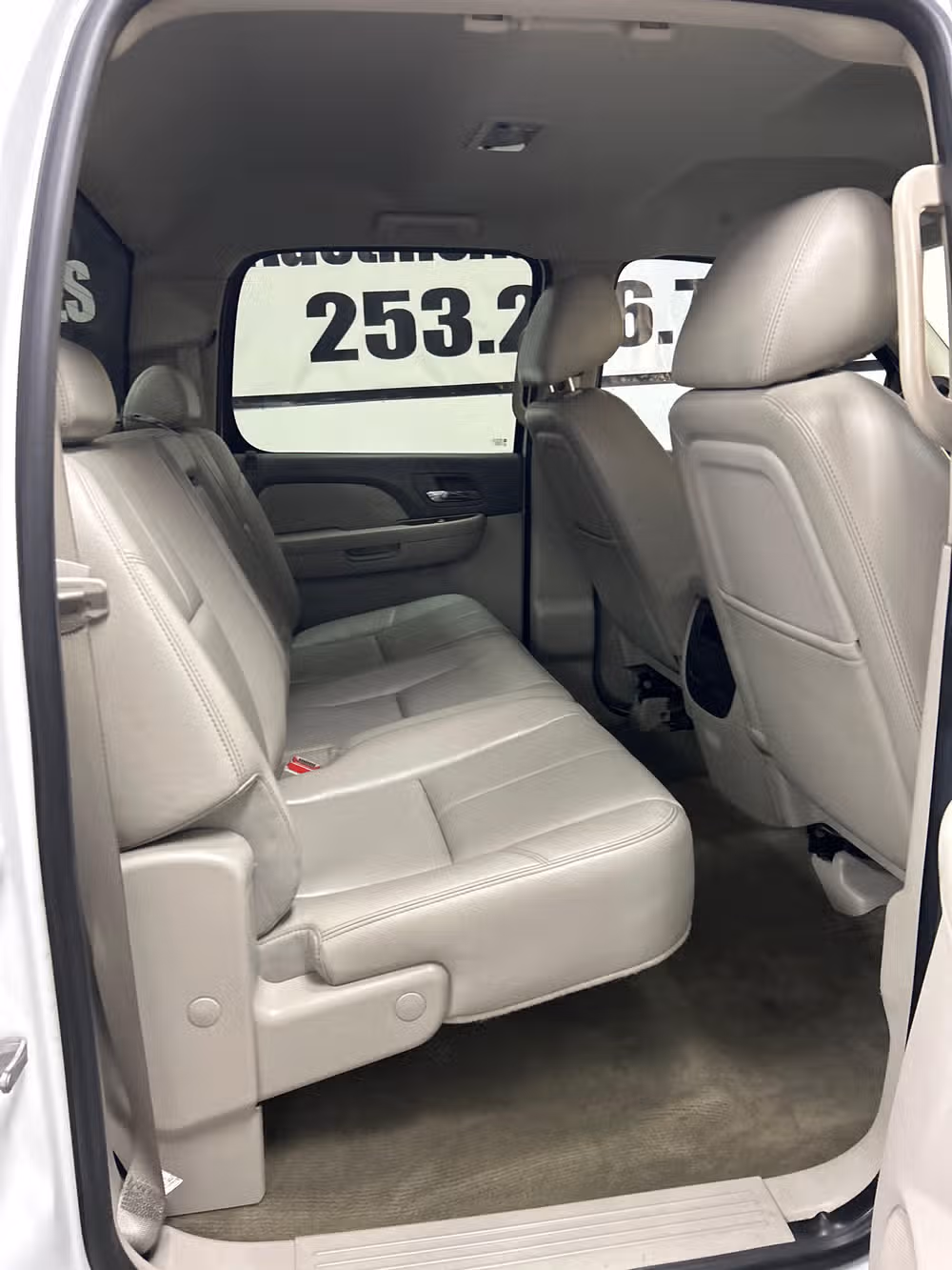 2011 Chevrolet Silverado 2500HD LTZ Crew Cab Image 13