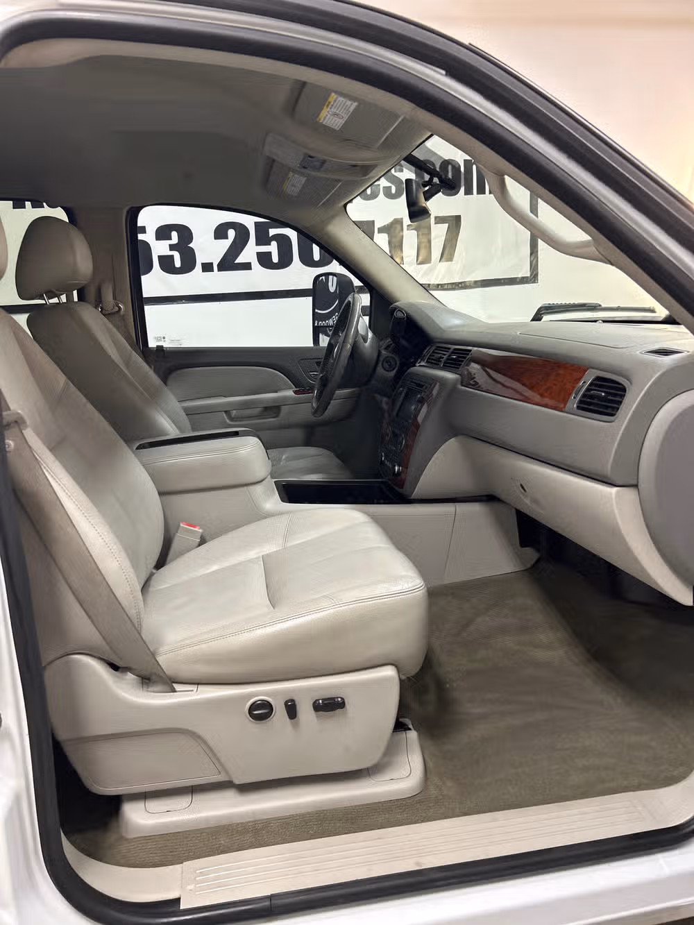 2011 Chevrolet Silverado 2500HD LTZ Crew Cab Image 14
