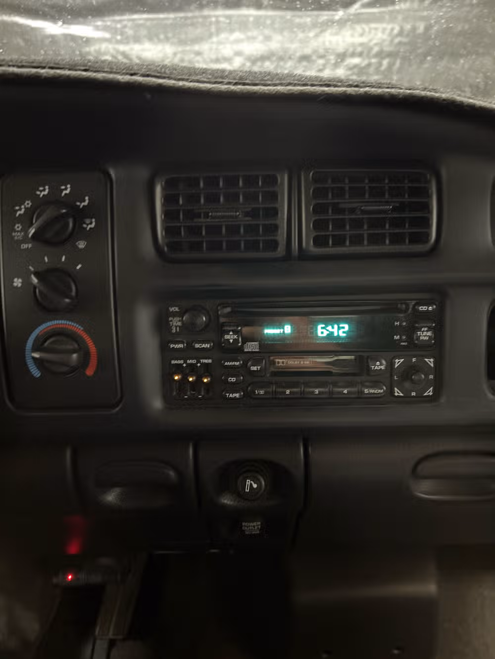 2001 Dodge Ram 3500 SLT Plus Quad Cab Image 15